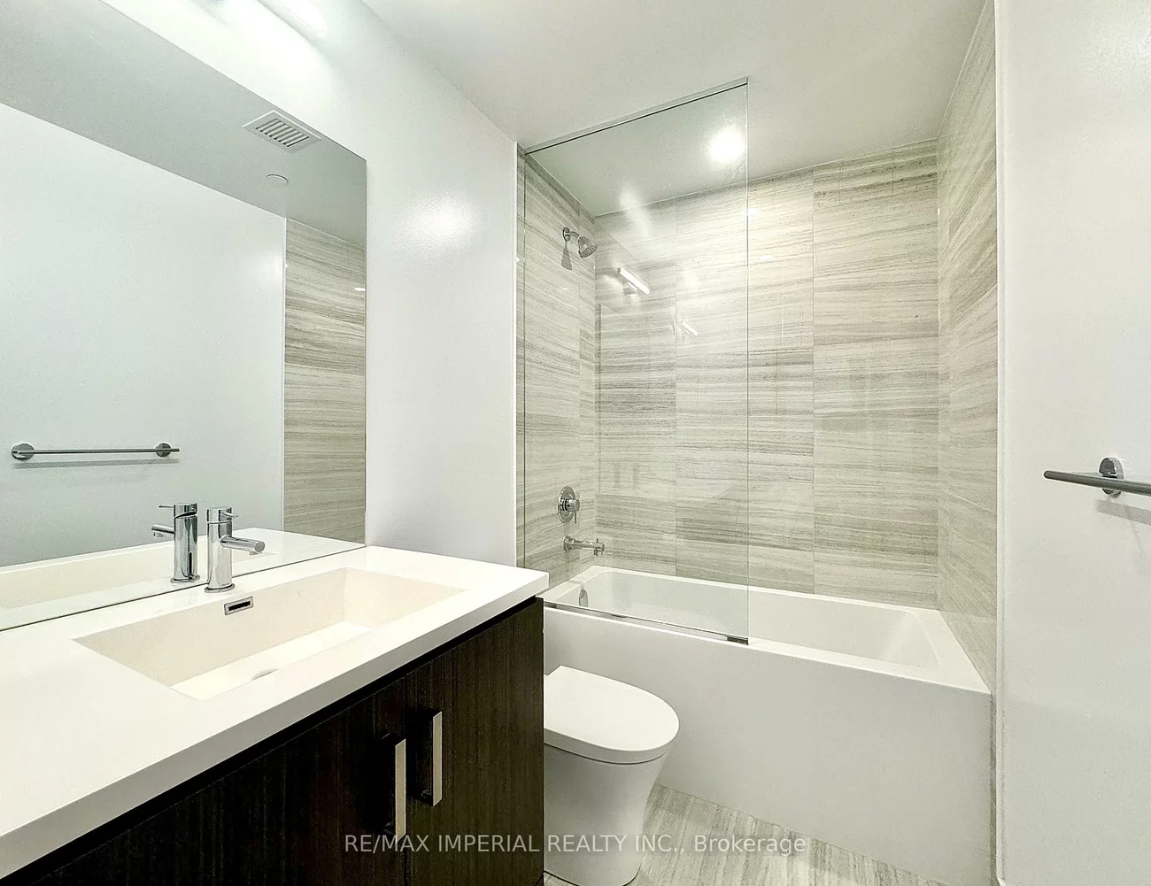 10, HONEYCRISP, Vaughan Corporate Centre, Vaughan