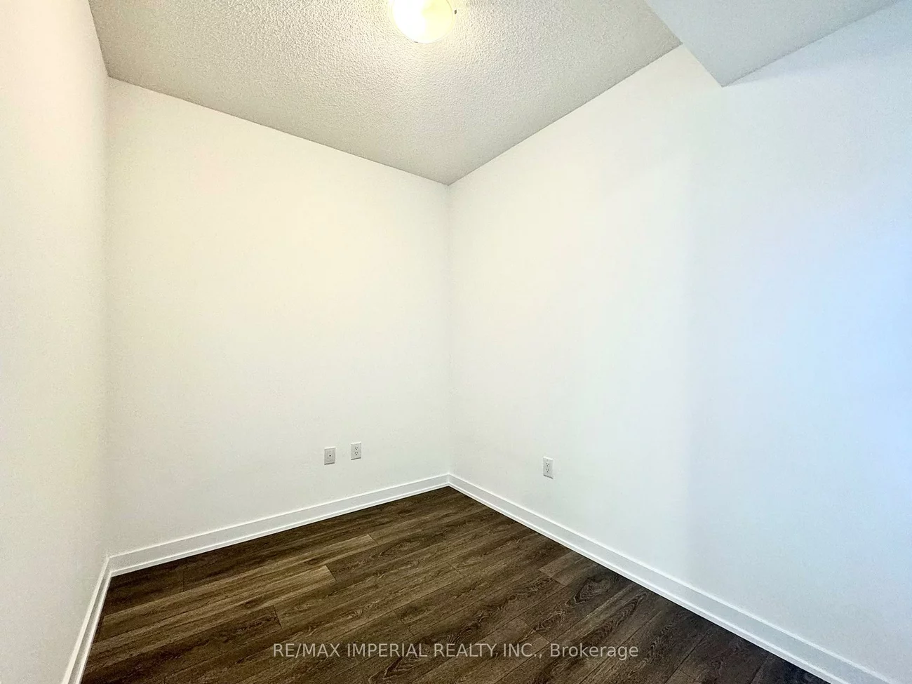10, HONEYCRISP, Vaughan Corporate Centre, Vaughan