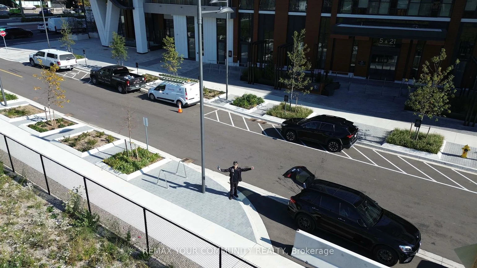 5, Meadowdale, Vaughan Corporate Centre, Vaughan