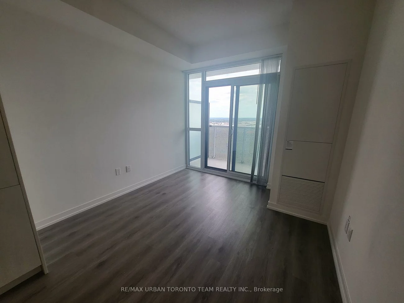 225, Commerce St, Vaughan Corporate Centre, Vaughan