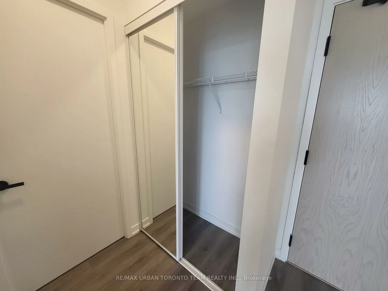 225, Commerce St, Vaughan Corporate Centre, Vaughan