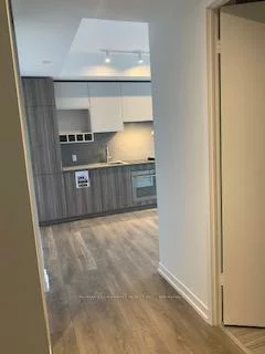 898, Portage, Vaughan Corporate Centre, Vaughan