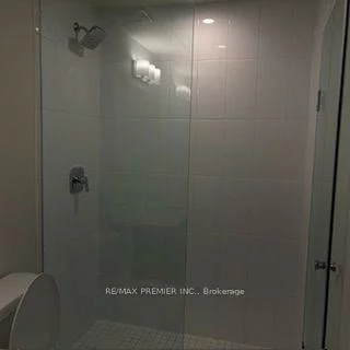 8960, Jane, Vellore Village, Vaughan