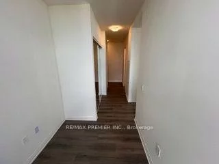 8960, Jane, Vellore Village, Vaughan
