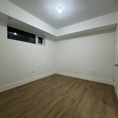 5289, Hwy 7, Vaughan Grove, Vaughan