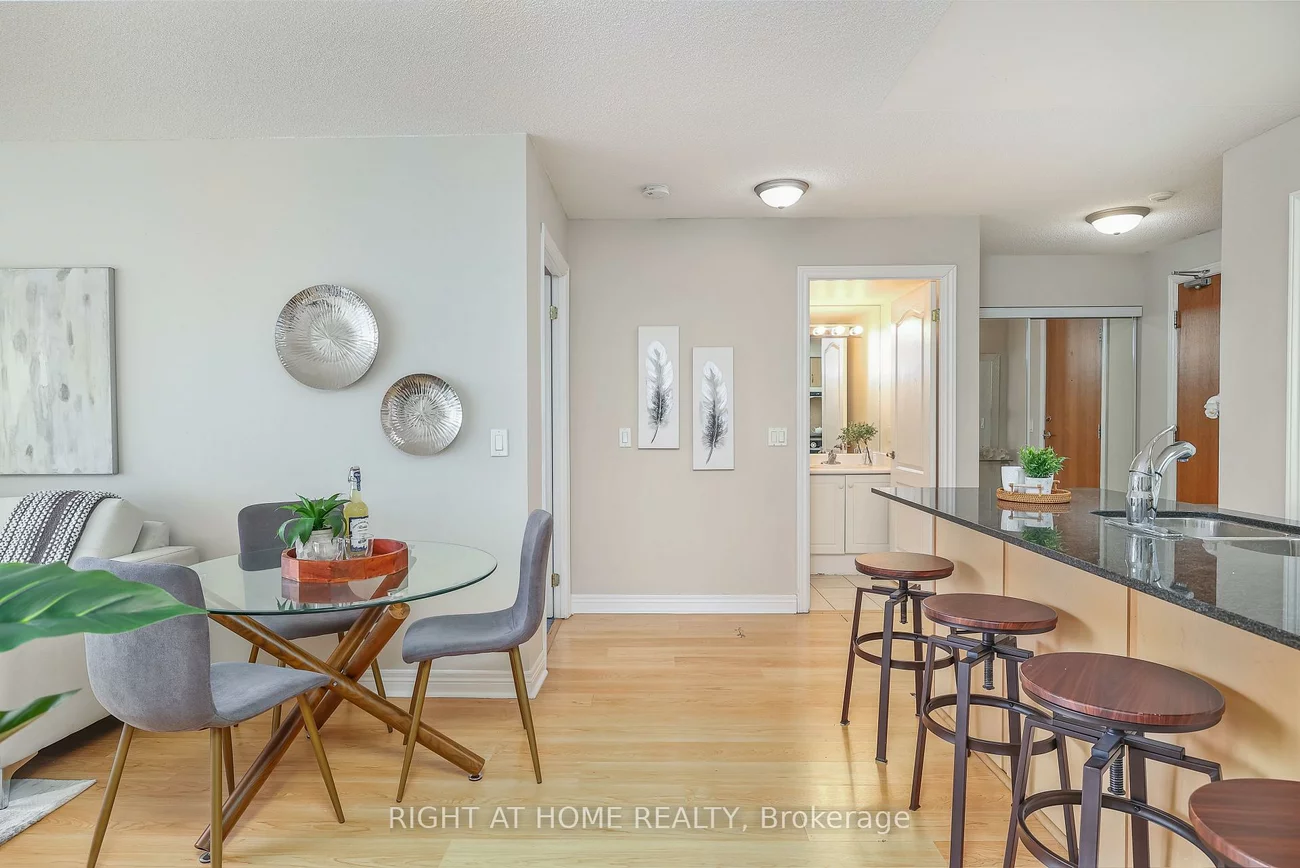 60, DISERA, Beverley Glen, Vaughan