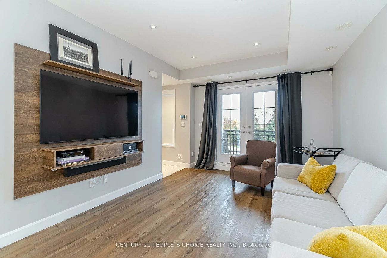 26, Bruce, East Woodbridge, Vaughan