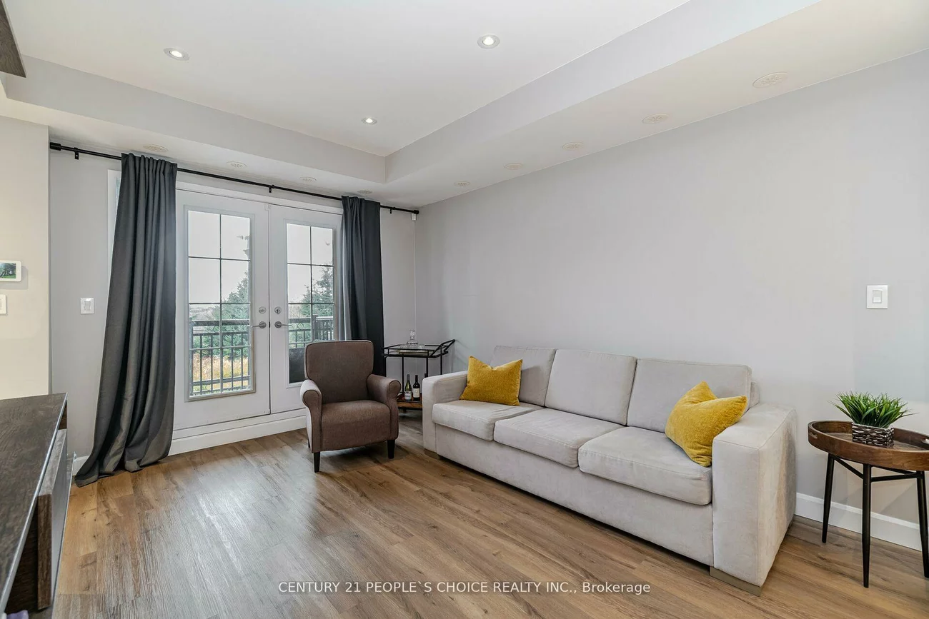26, Bruce, East Woodbridge, Vaughan