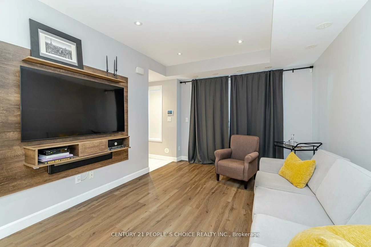 26, Bruce, East Woodbridge, Vaughan