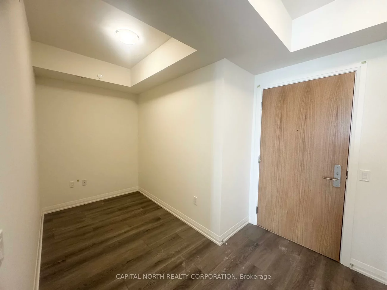 8960, Jane, Vellore Village, Vaughan