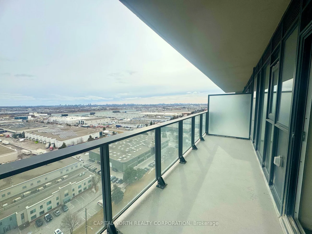 8960, Jane, Vellore Village, Vaughan
