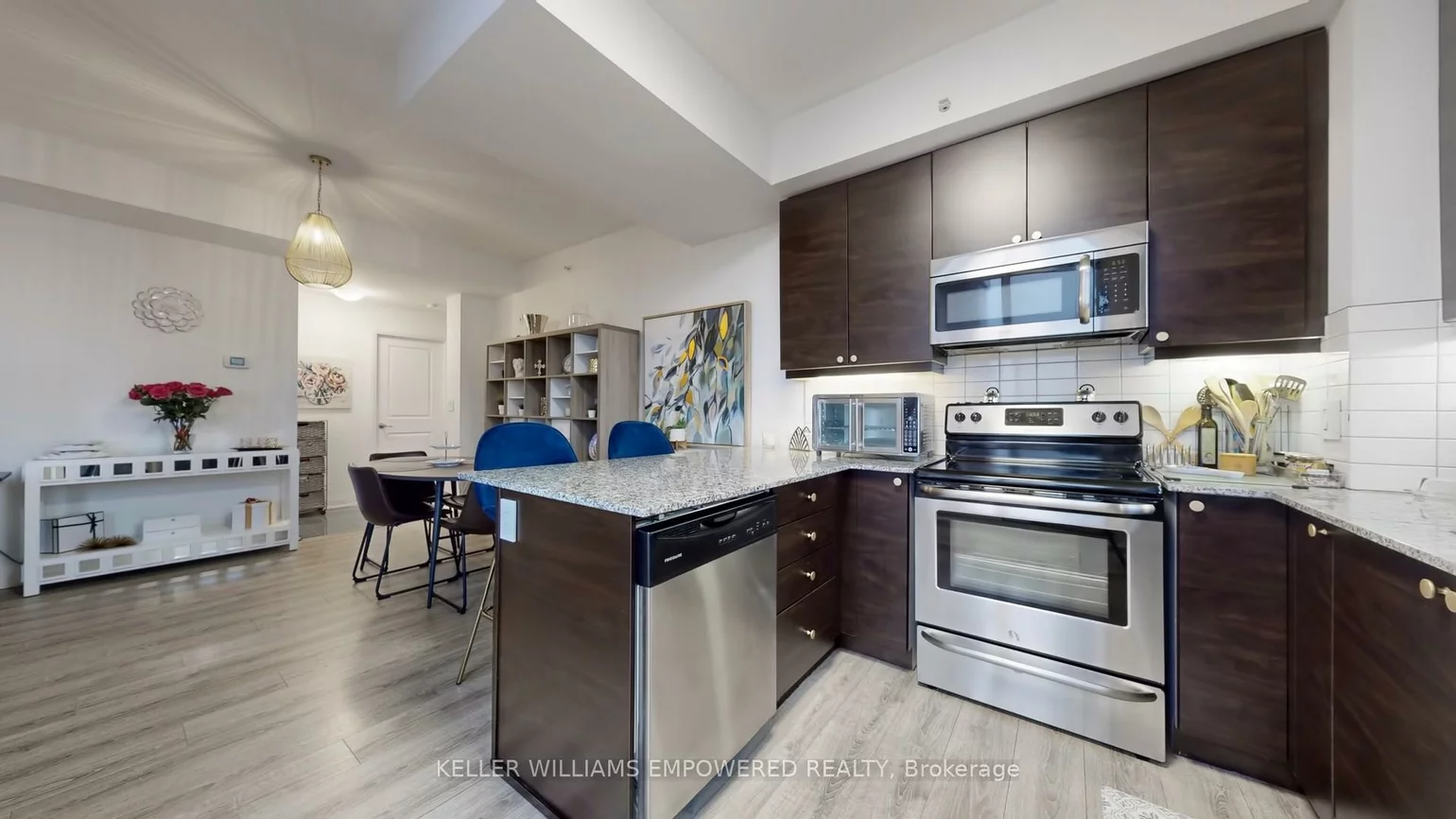 24, Woodstream, Vaughan Grove, Vaughan