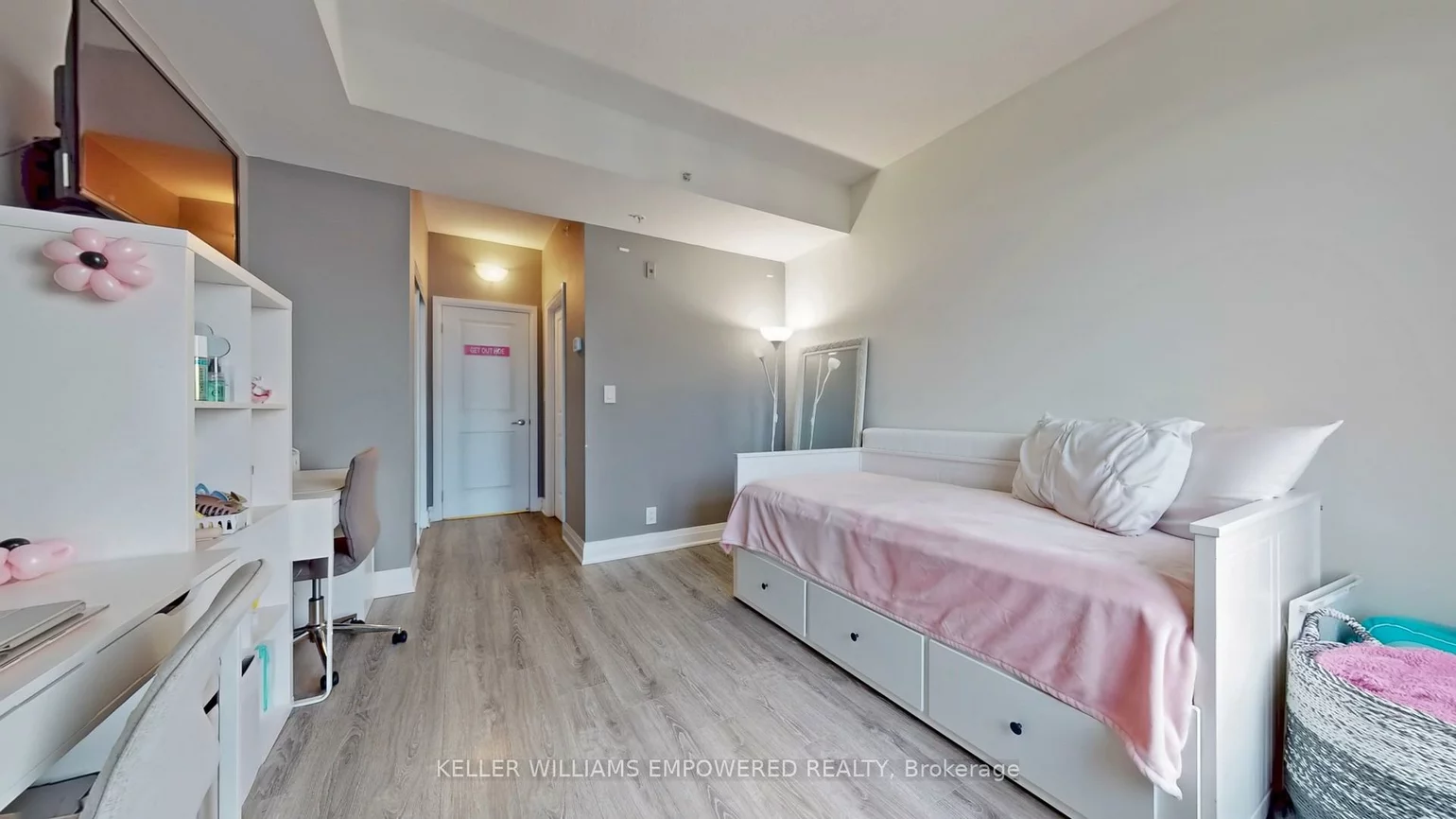 24, Woodstream, Vaughan Grove, Vaughan