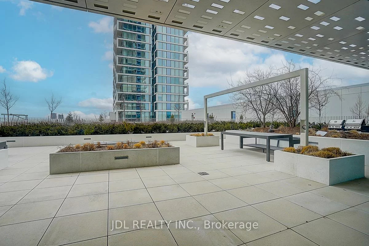 950, Portage, Vaughan Corporate Centre, Vaughan