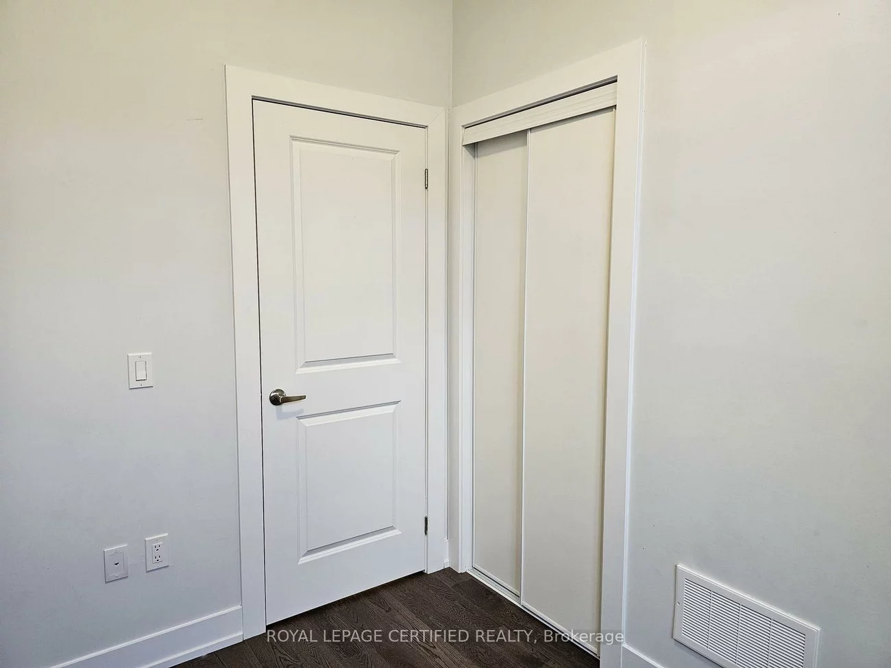 9560, Islington, Sonoma Heights, Vaughan