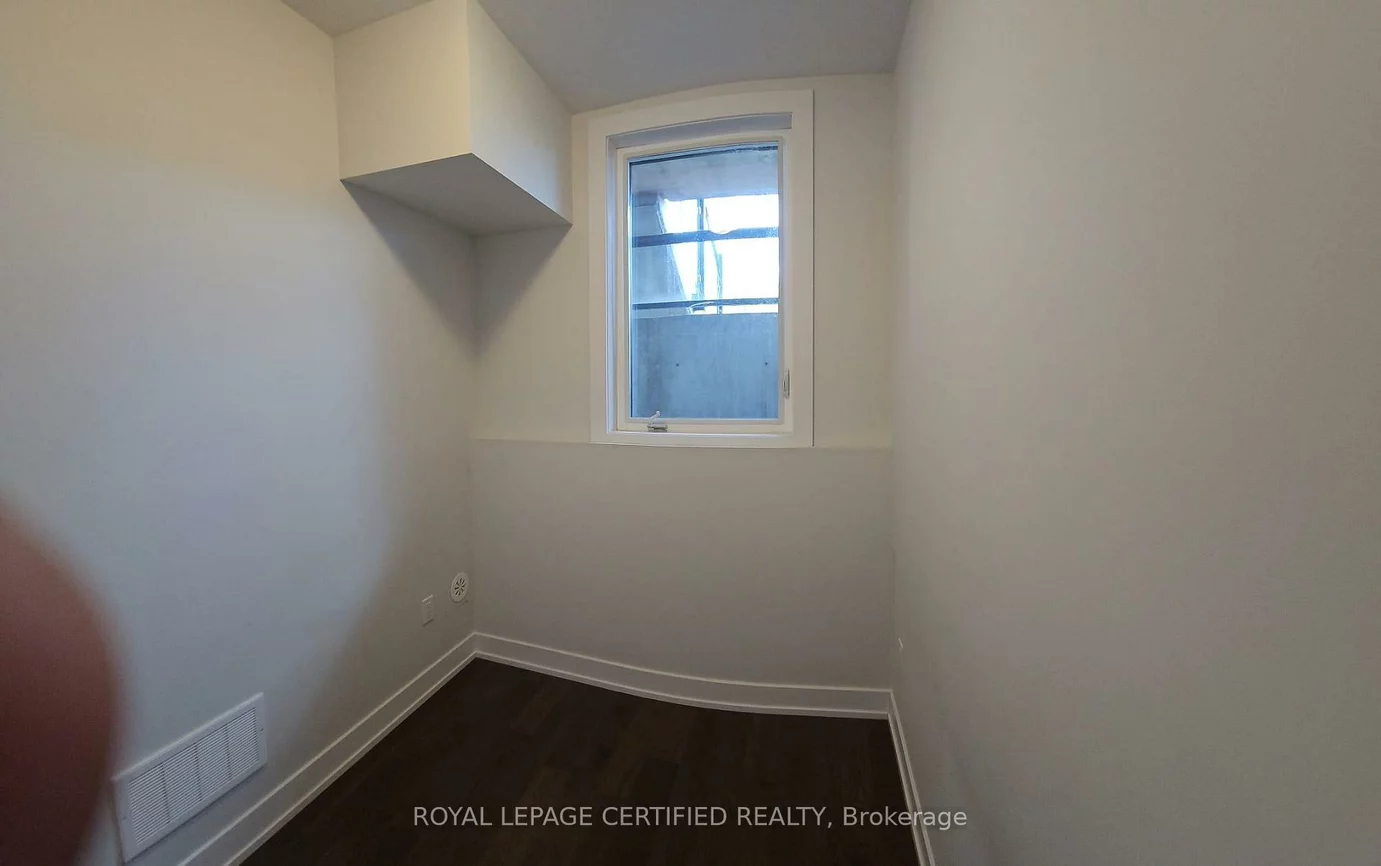 9560, Islington, Sonoma Heights, Vaughan