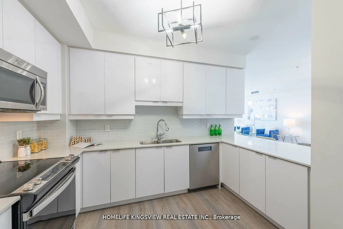 2910, Highway 7, Concord, Vaughan