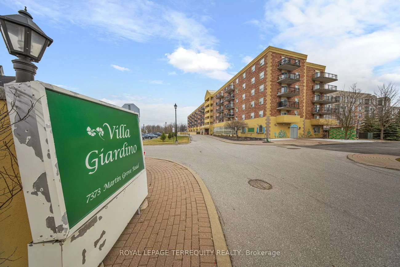 7373, Martin Grove, Vaughan Grove, Vaughan