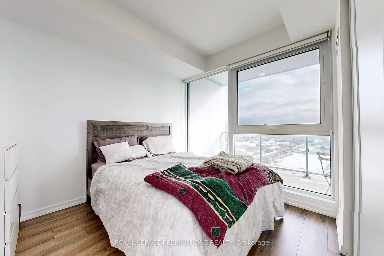1000, Portage, Concord, Vaughan