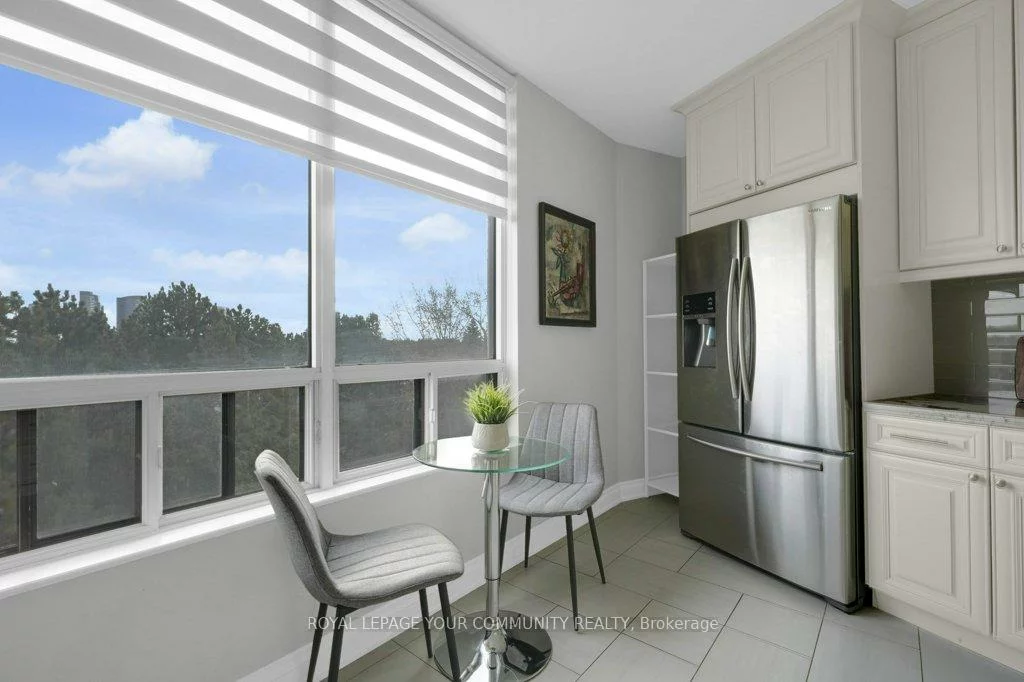 333, Clark, Crestwood-Springfarm-Yorkhill, Vaughan