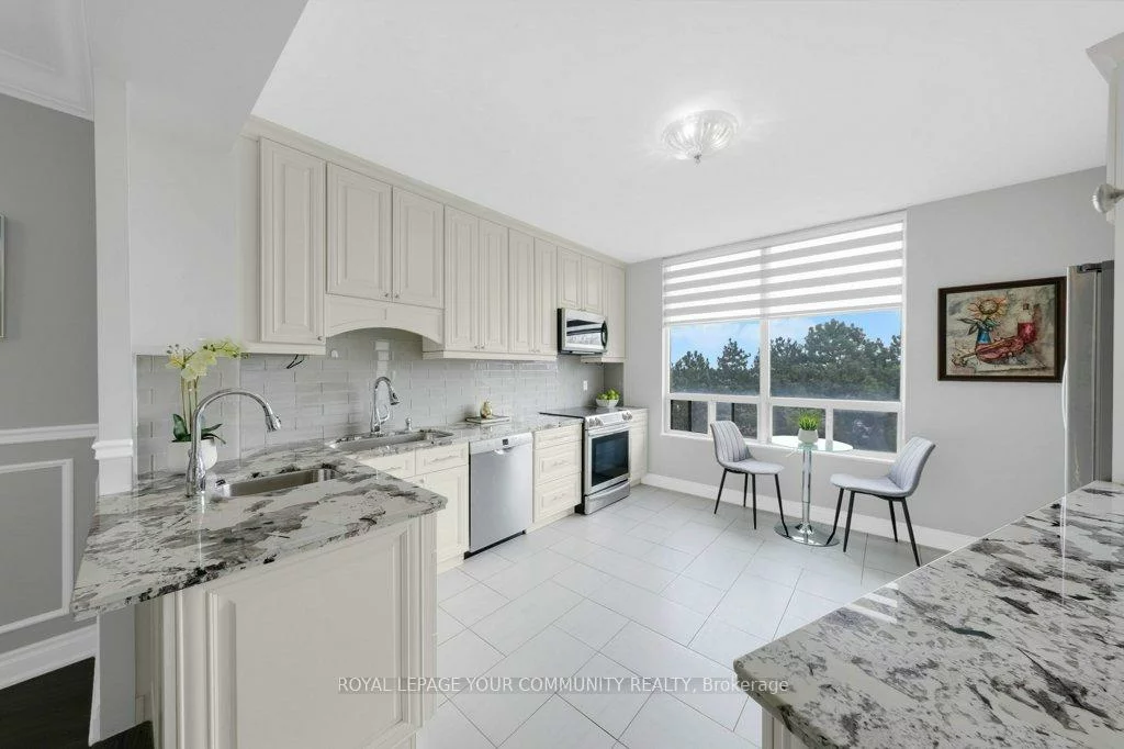 333, Clark, Crestwood-Springfarm-Yorkhill, Vaughan