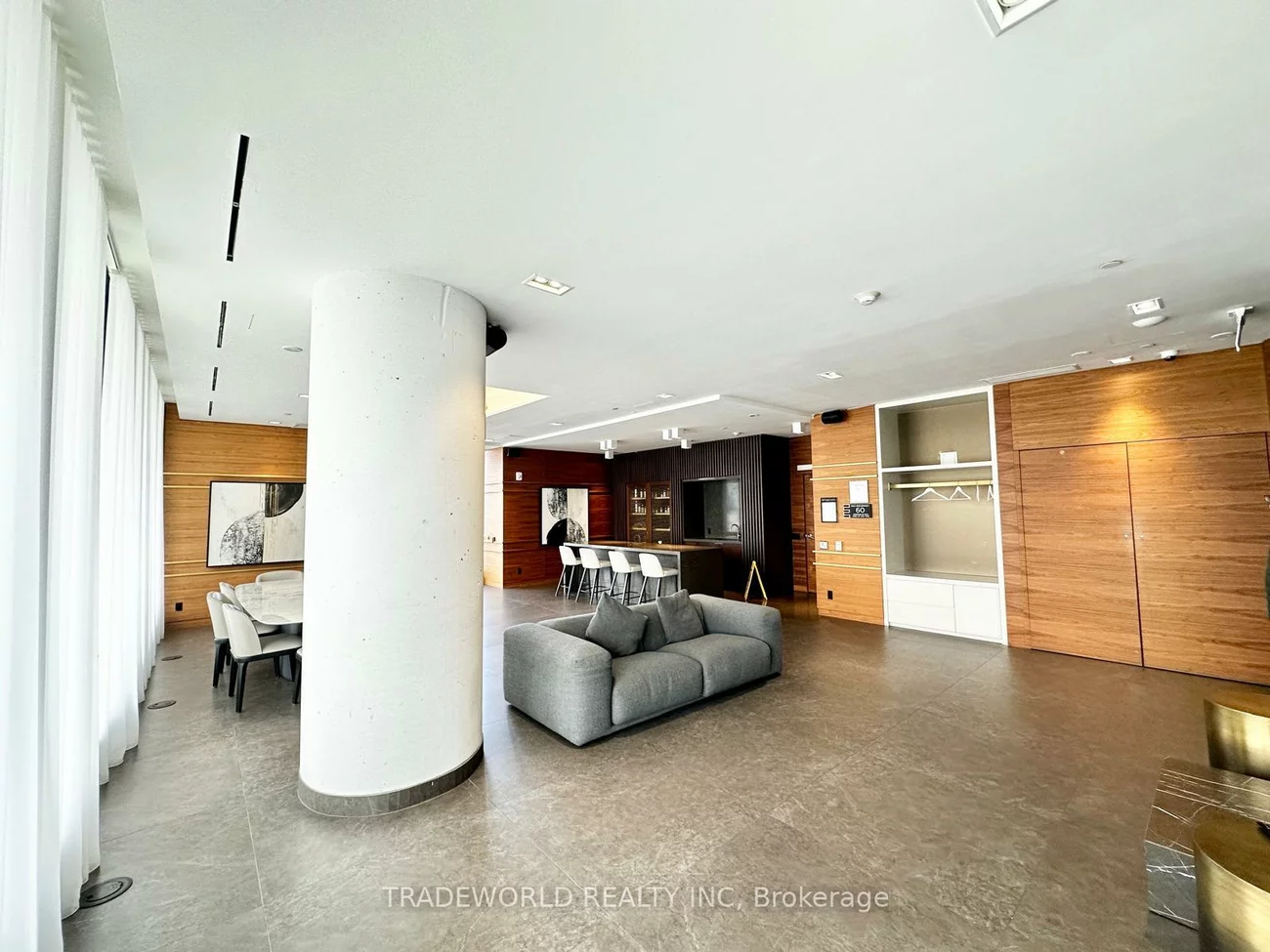 898, Portage, Vaughan Corporate Centre, Vaughan