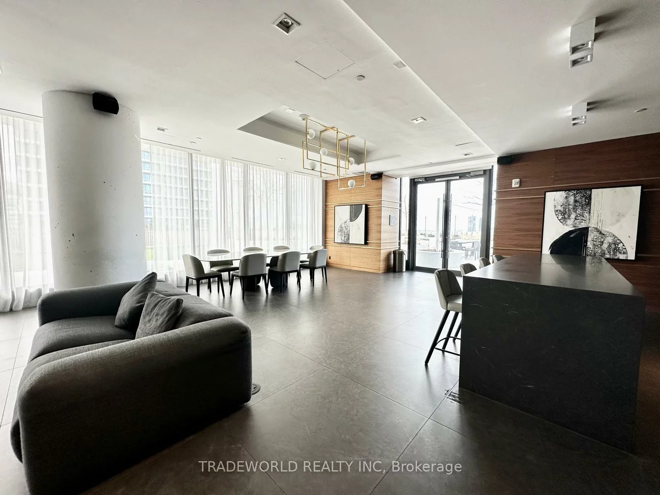 898, Portage, Vaughan Corporate Centre, Vaughan