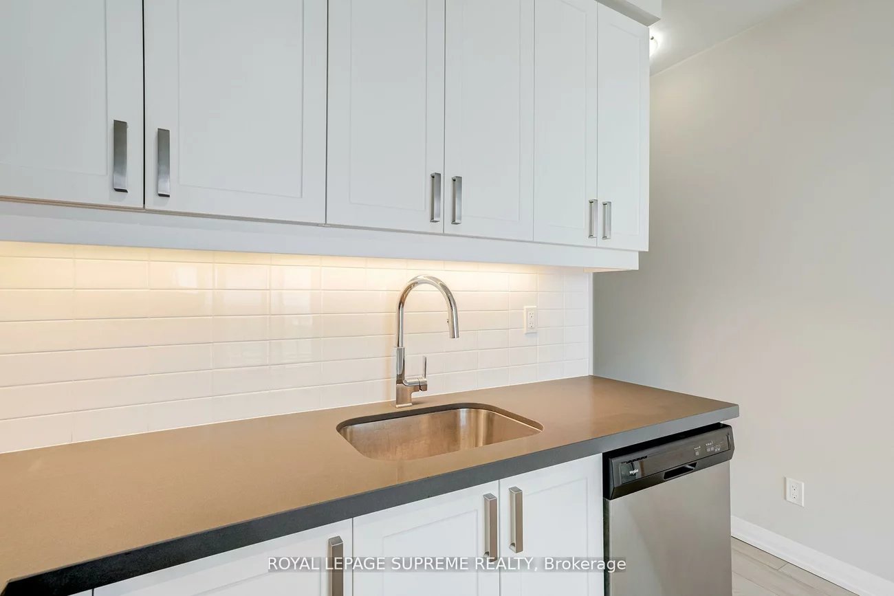7895, Jane, Concord, Vaughan
