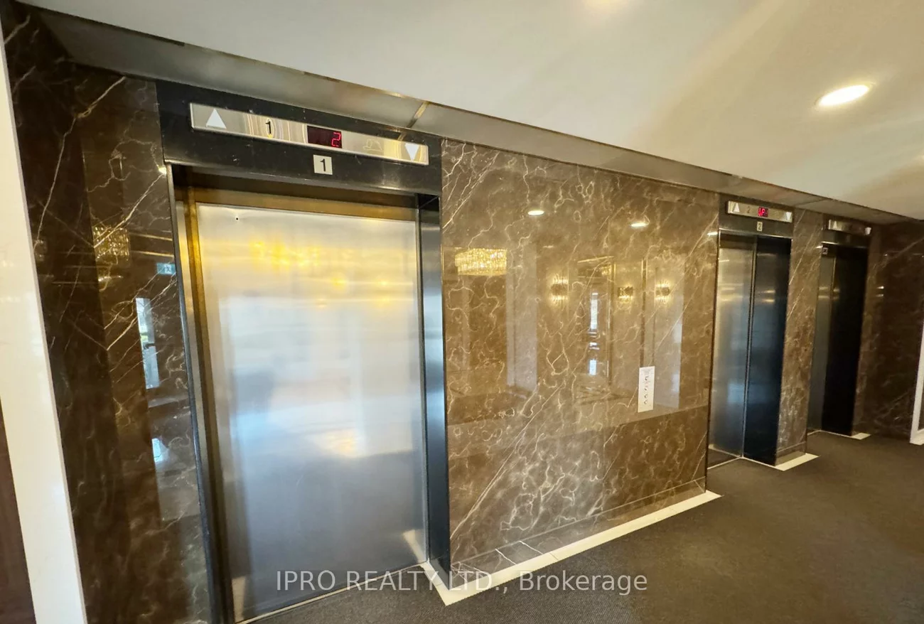 7420, Bathurst, Brownridge, Vaughan