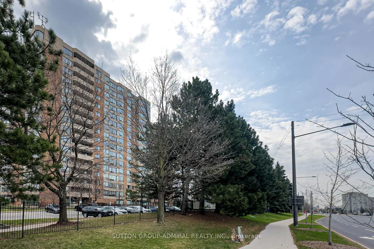 7601, Bathurst, Crestwood-Springfarm-Yorkhill, Vaughan