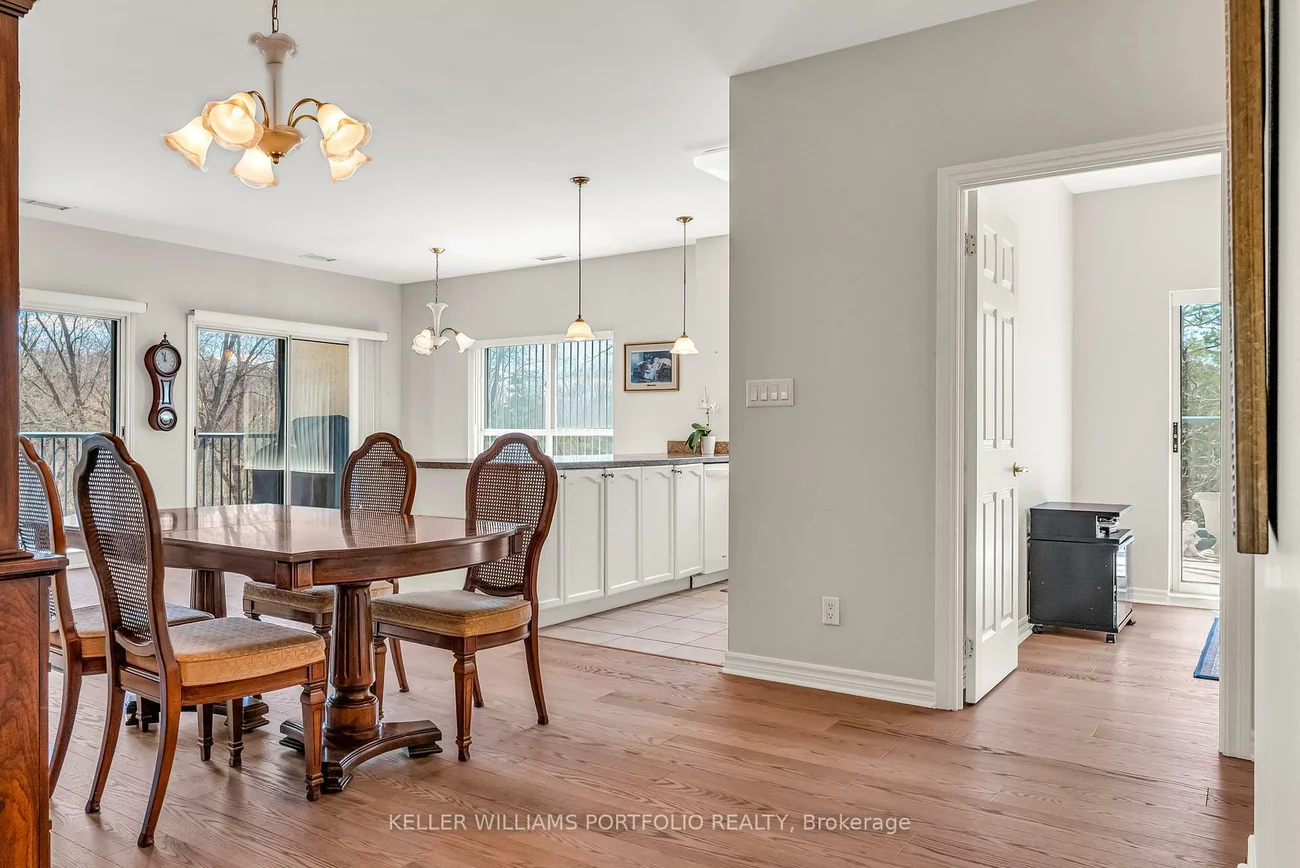 33, Wallace, West Woodbridge, Vaughan