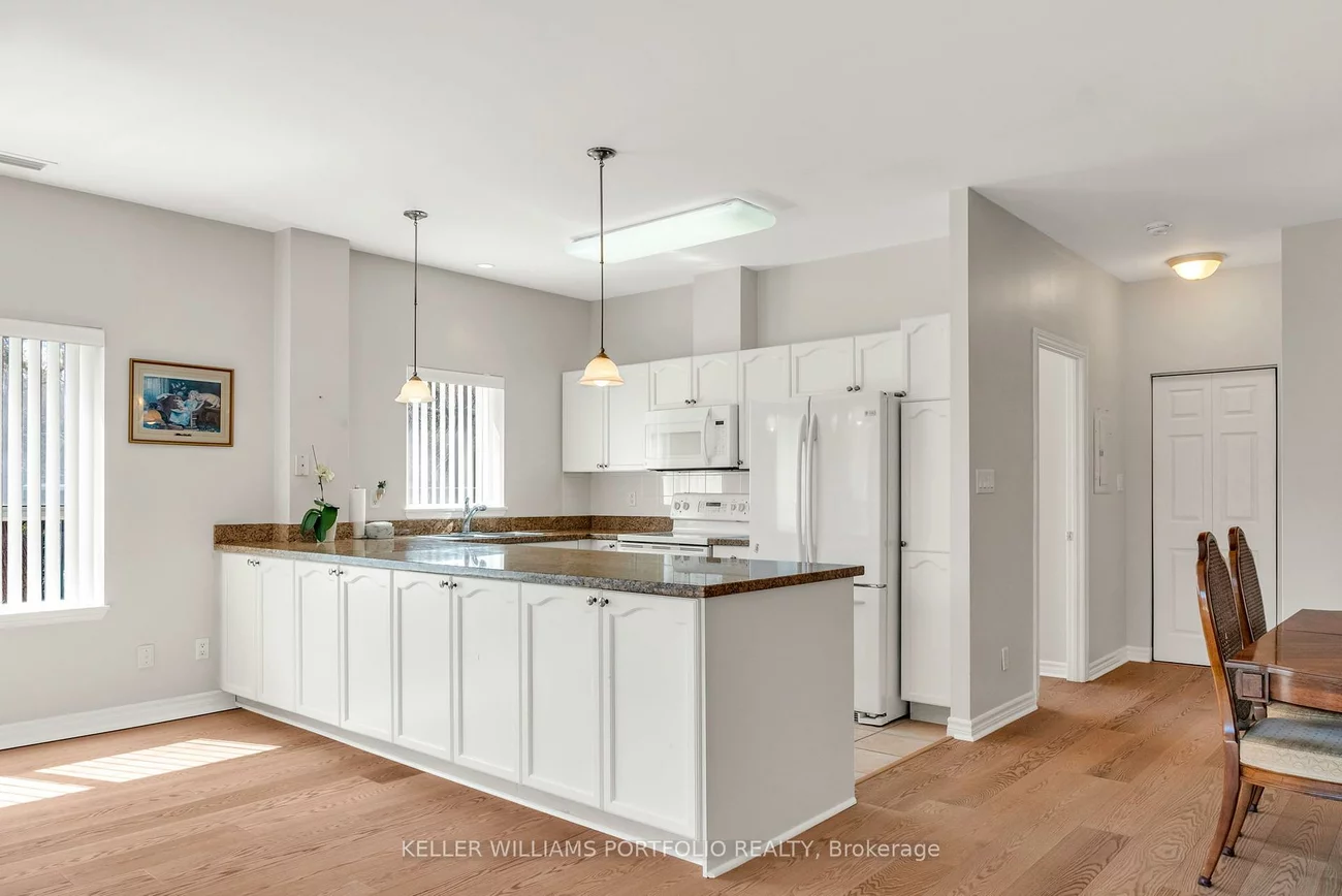 33, Wallace, West Woodbridge, Vaughan