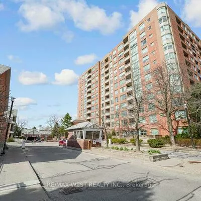 850, Steeles, Lakeview Estates, Vaughan