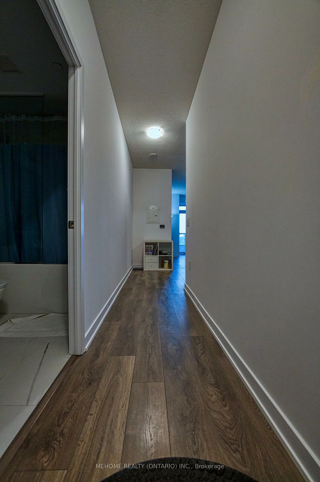38, honeycrisp, Vaughan Corporate Centre, Vaughan