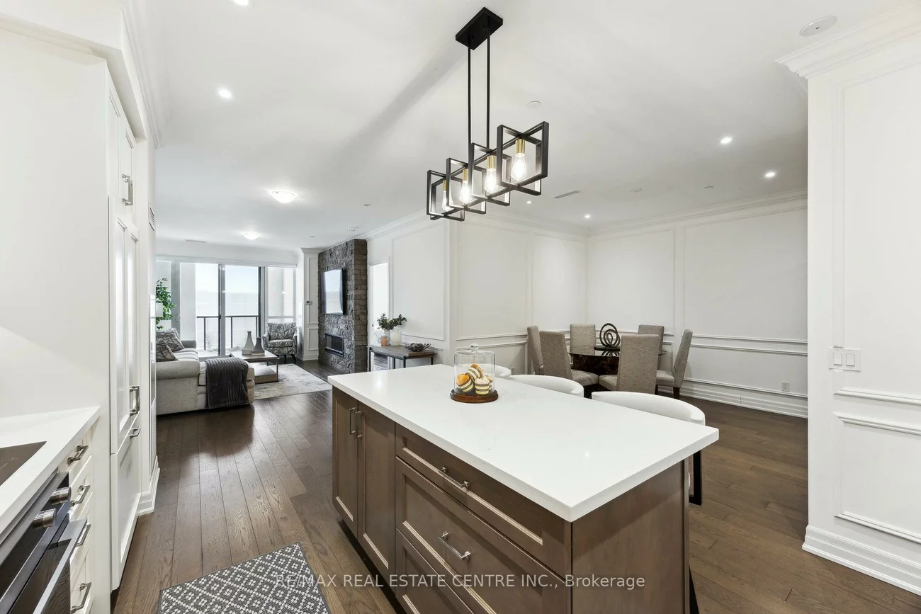 9075, Jane, Concord, Vaughan