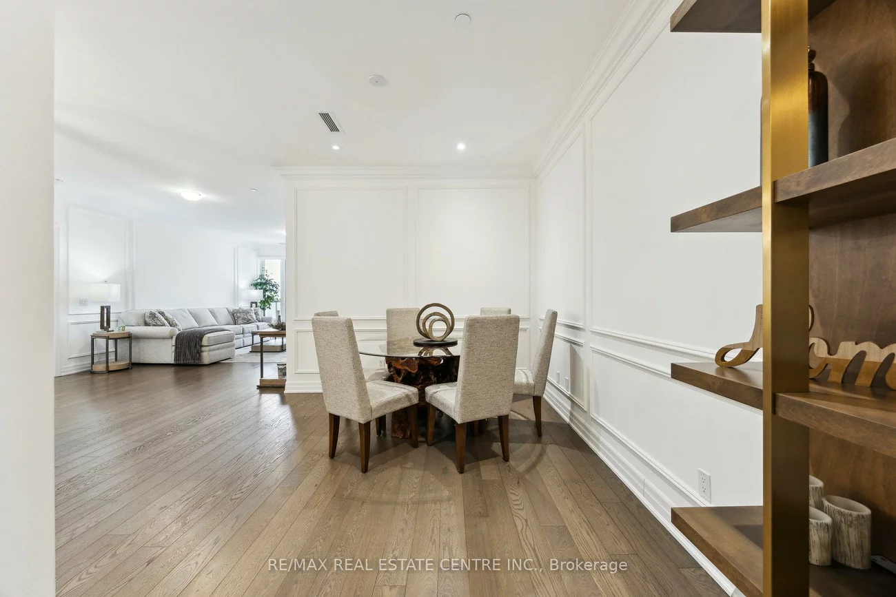 9075, Jane, Concord, Vaughan