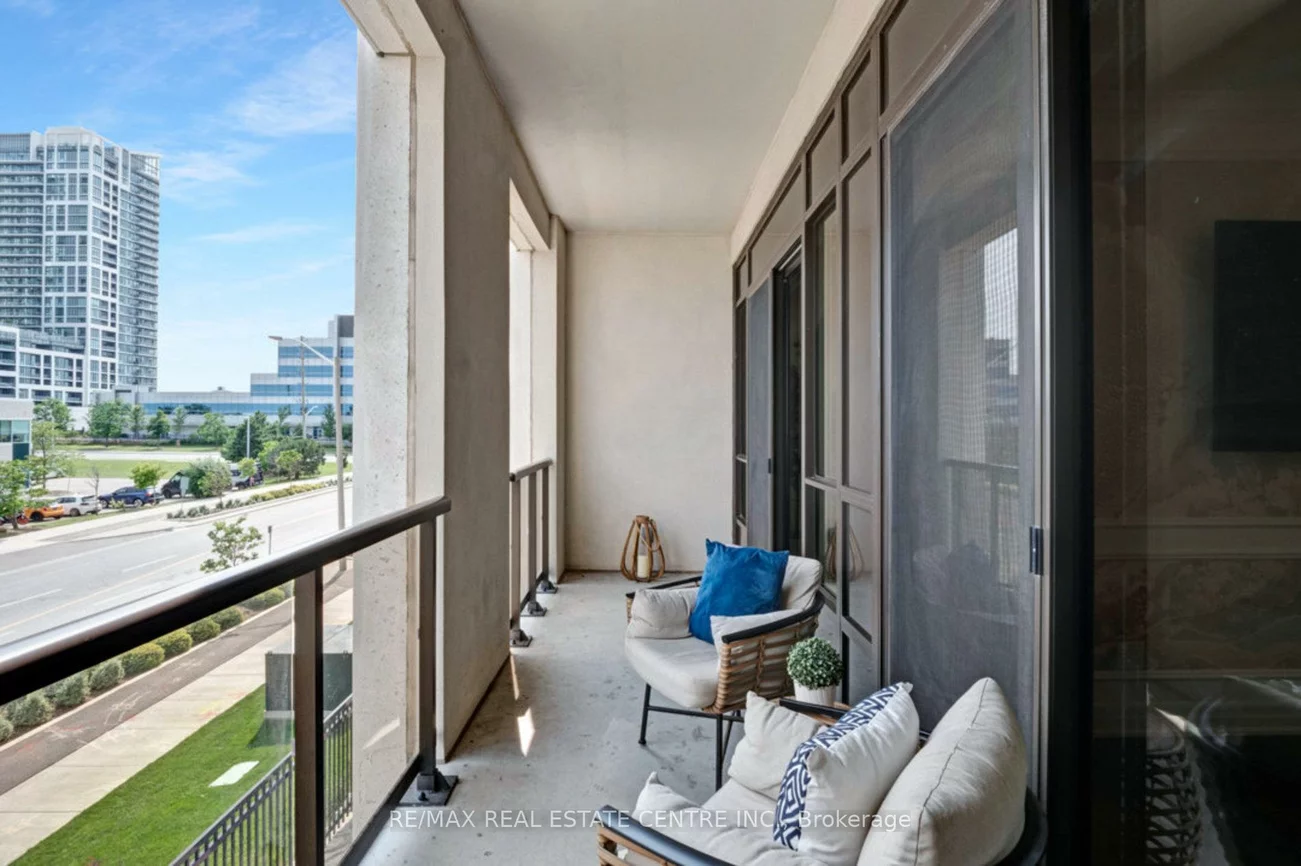 9075, Jane, Concord, Vaughan