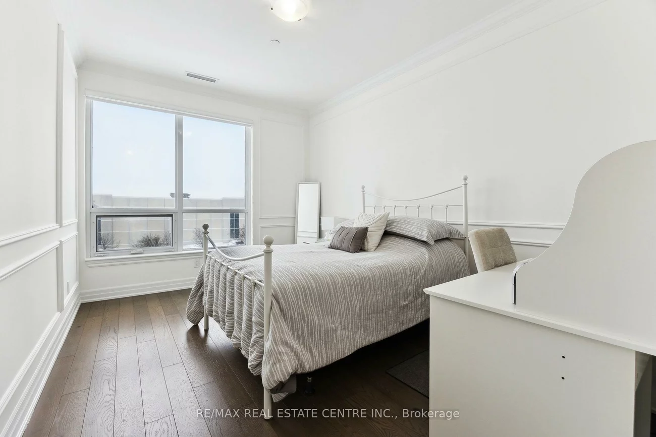 9075, Jane, Concord, Vaughan