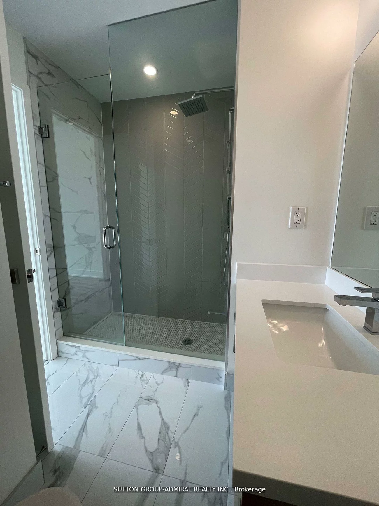 2908, Highway 7, Concord, Vaughan
