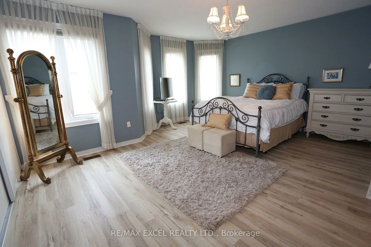 735, New Westminster, Brownridge, Vaughan