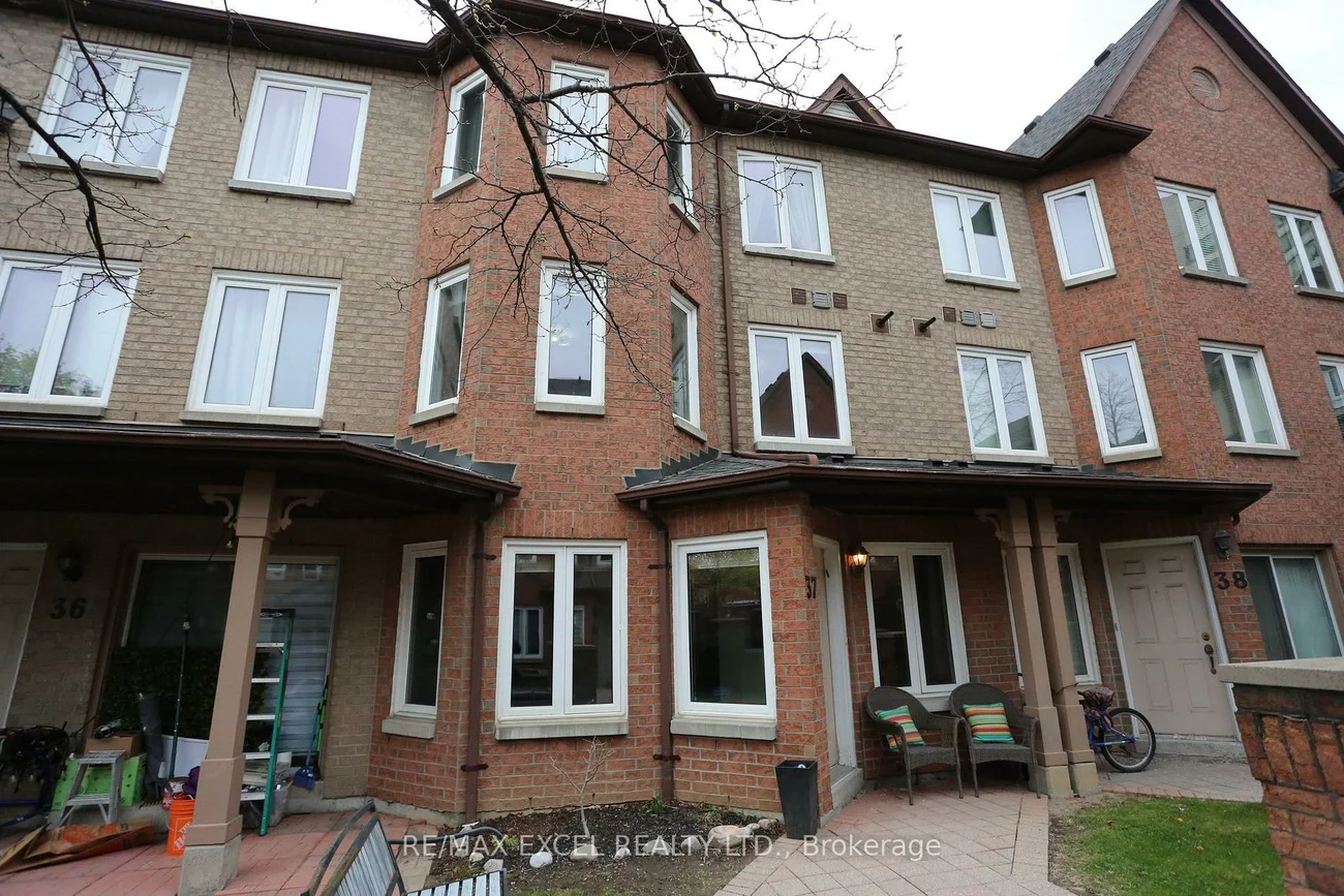 735, New Westminster, Brownridge, Vaughan