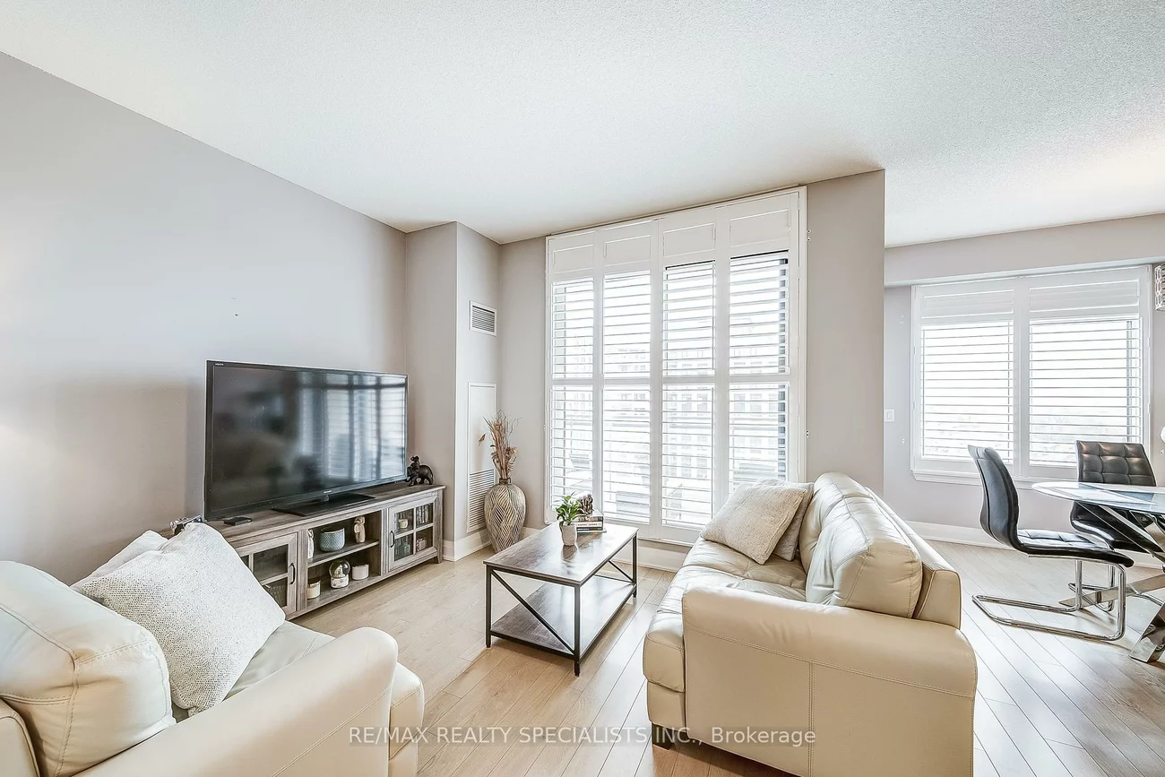 24, Woodstream, Vaughan Grove, Vaughan
