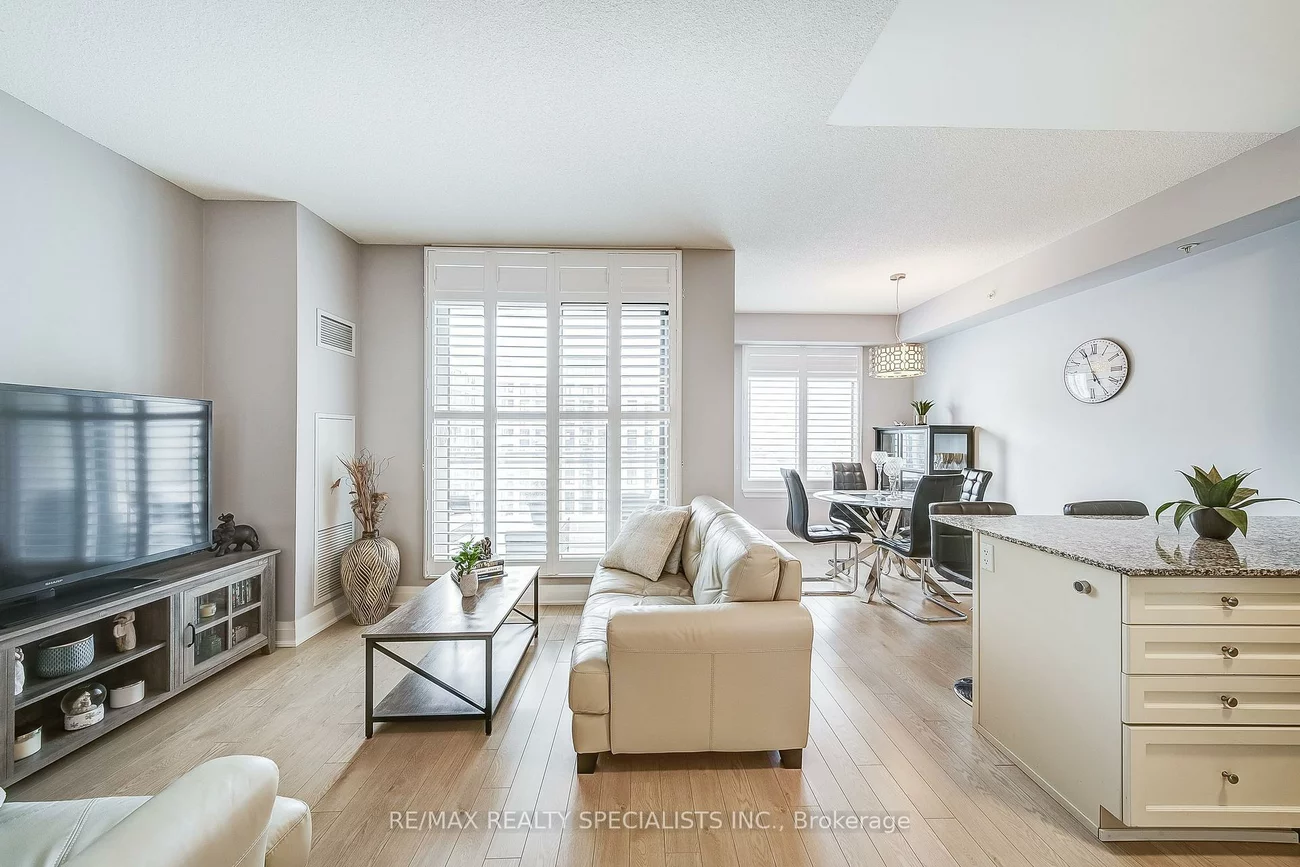 24, Woodstream, Vaughan Grove, Vaughan