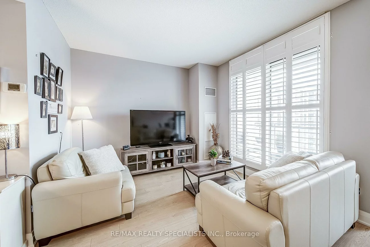 24, Woodstream, Vaughan Grove, Vaughan