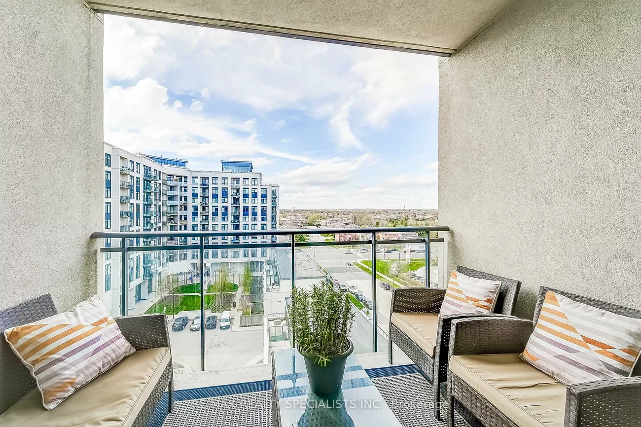 24, Woodstream, Vaughan Grove, Vaughan