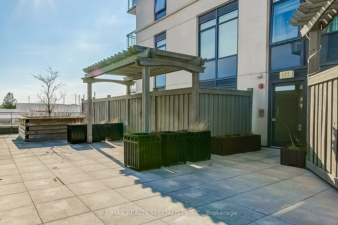 24, Woodstream, Vaughan Grove, Vaughan