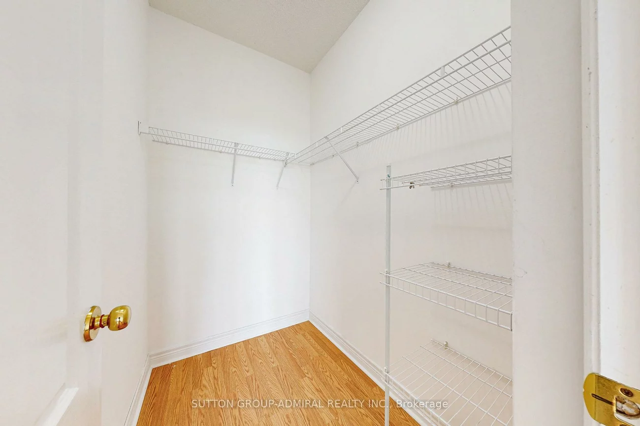 100, Promenade, Brownridge, Vaughan
