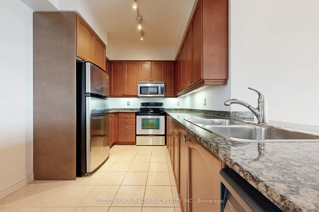 100, Promenade, Brownridge, Vaughan