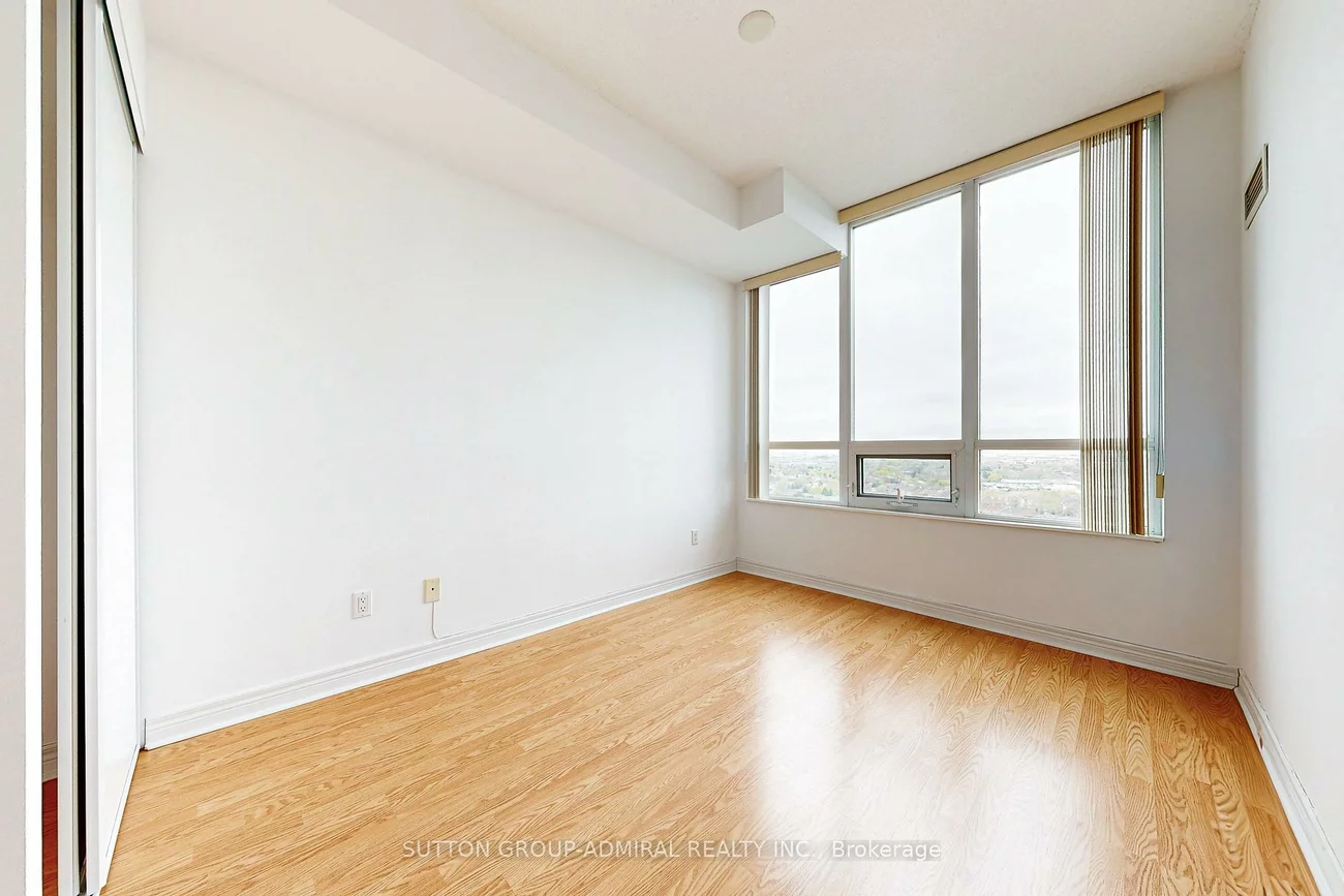 100, Promenade, Brownridge, Vaughan