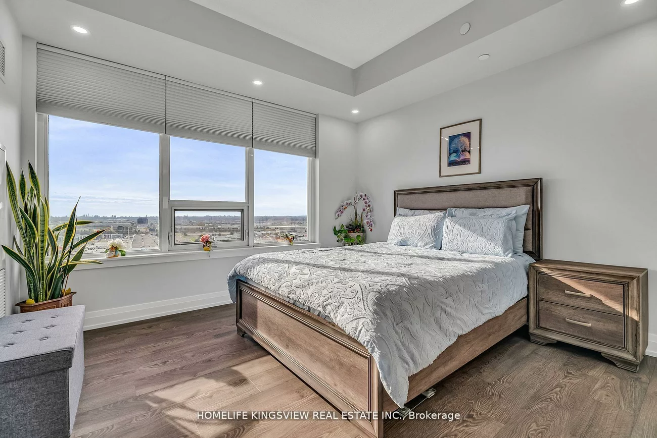 3700, hwy 7, Vaughan Corporate Centre, Vaughan